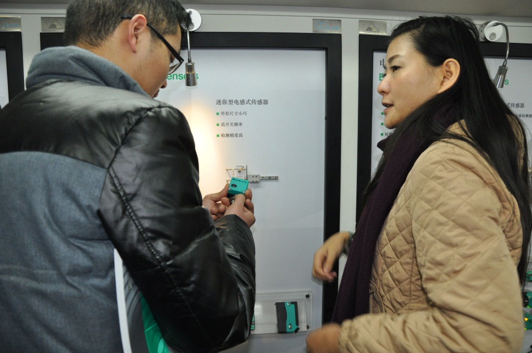 倍加福携多款传感器探访平博网页版,平博(中国)公司-4.jpg